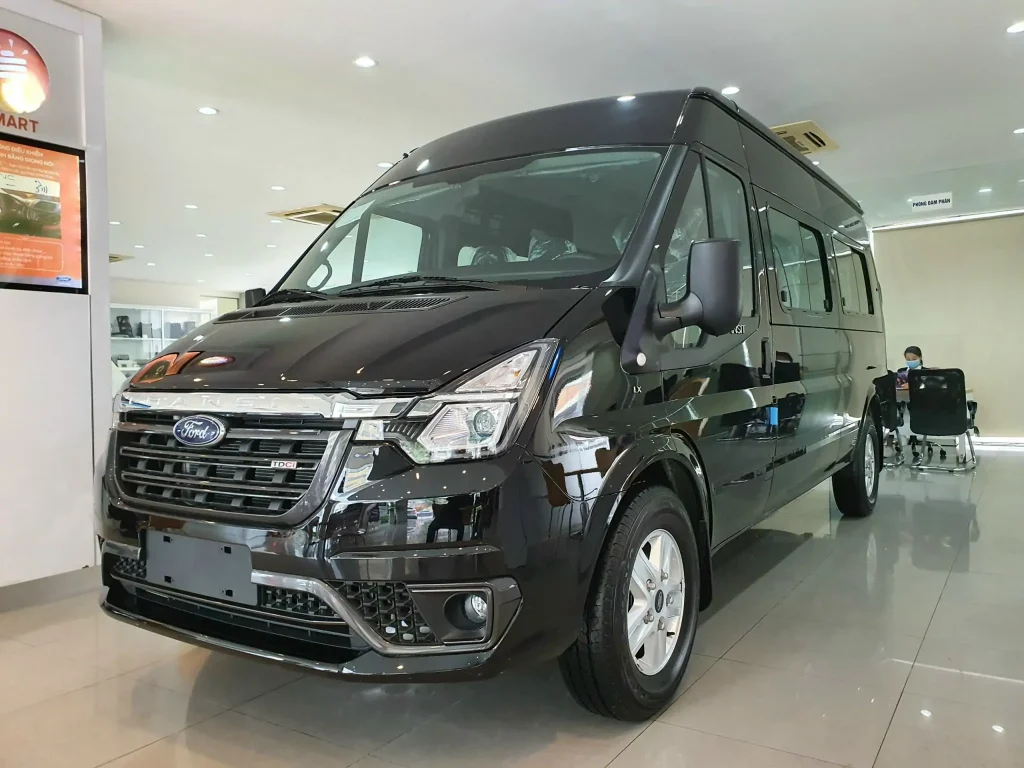 FORD TRANSIT 2023 THẾ HỆ MỚI BẢN TIÊU CHUẨN