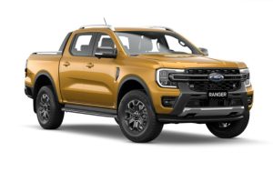 Ford Ranger thế hệ mới Wildtrak 2.0L màu vàng