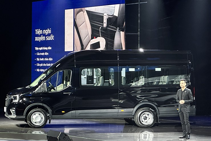 Ford Transit thế hệ mới