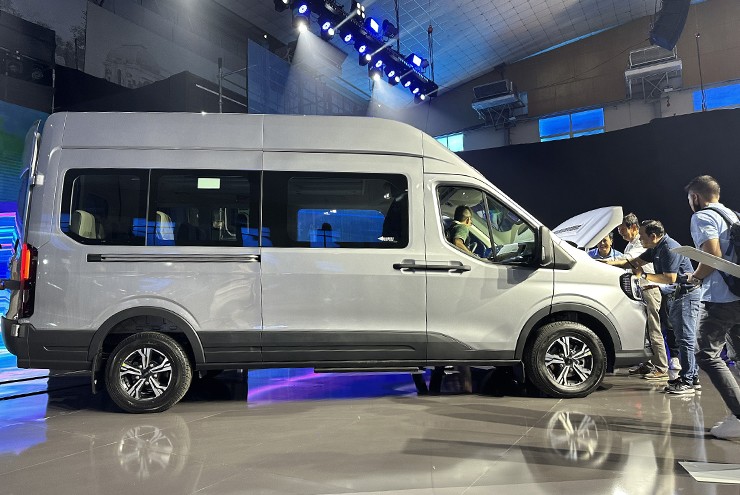 Ford Transit thế hệ mới